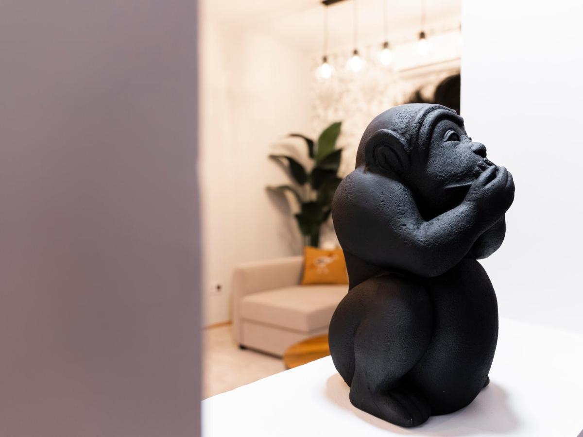 Almar Collection Atocha Apartment Madrid Luaran gambar